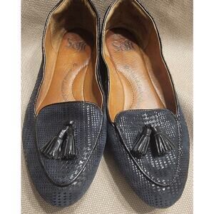 Sofft Womens Shoes Flats 7 M Leather upper and liner tassle loafers Comfort Shoe